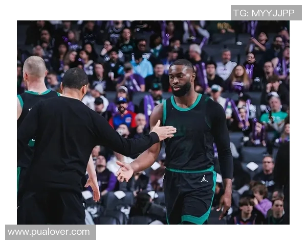 球迷炸锅：凯尔特人这一行为引热议！